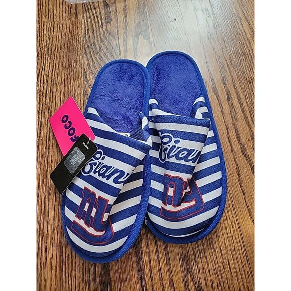 New York Giants Womens Slippers Size Large Ladies Foco NWT New - Picture 1 of 10